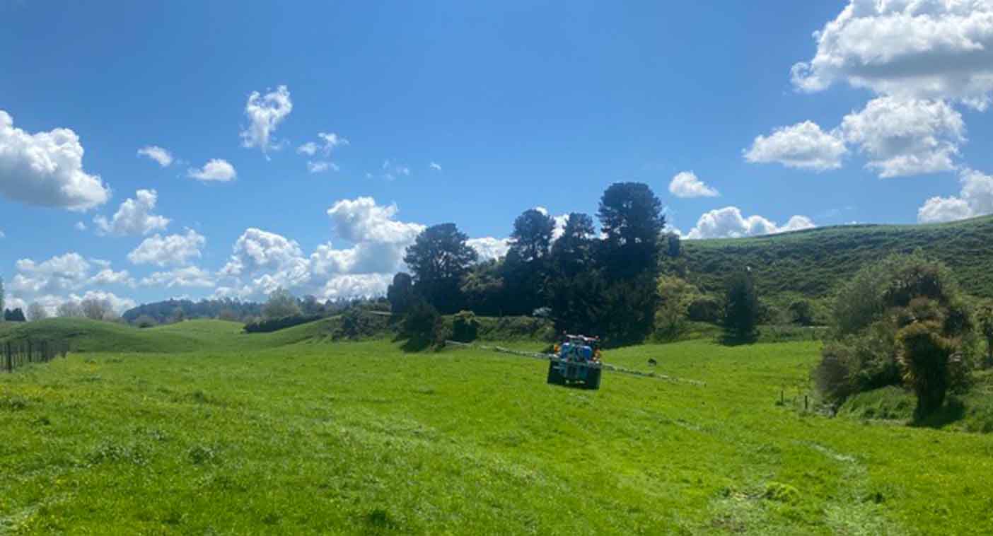 LS Spraying in a field