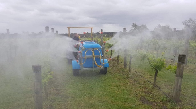 Hort pack spraying in an orchard