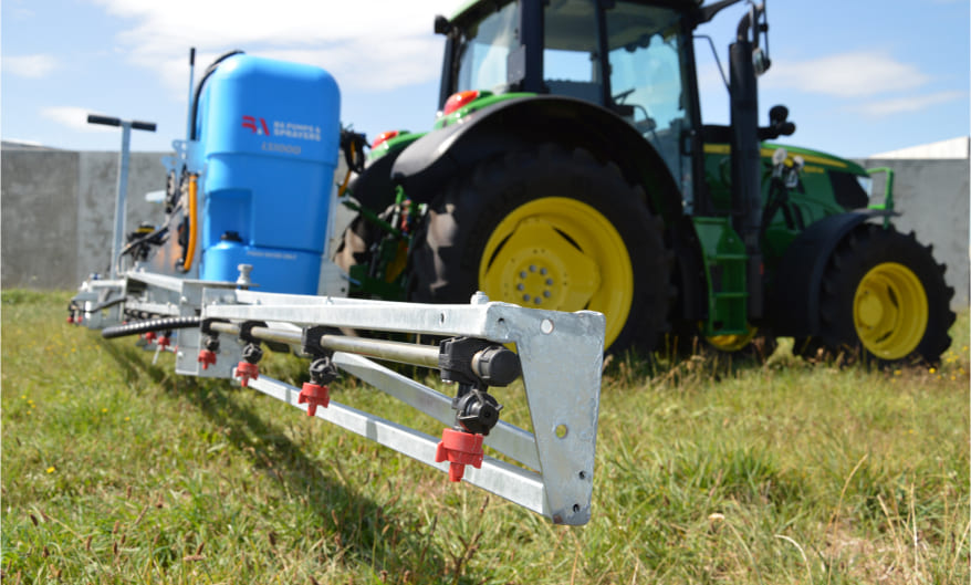 Close up of a linkage sprayer boom