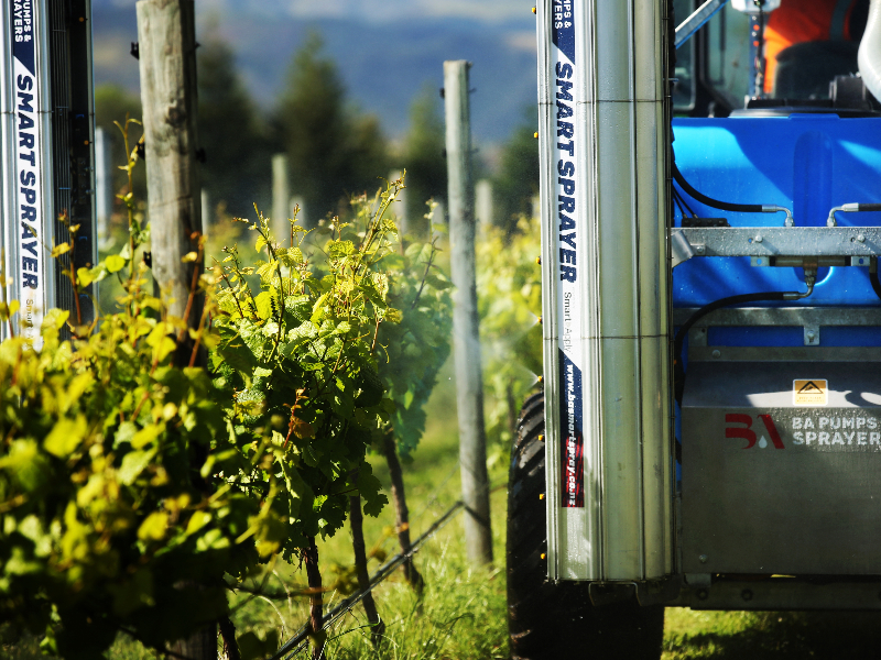 Smart Sprayer targeting a vine