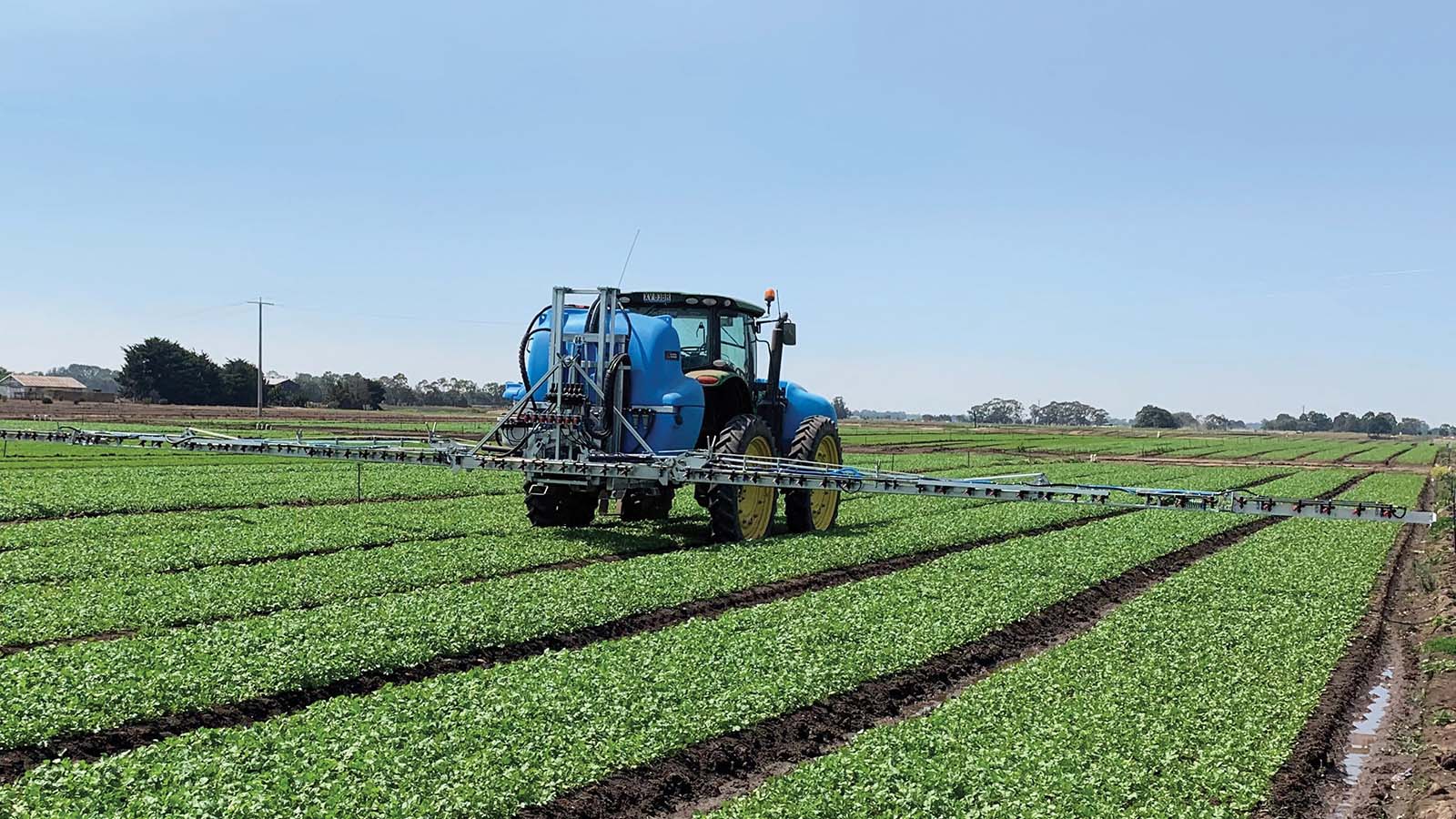 Bertolini 170 l.p.m. or 210 l.p.m. POLY pump. Heavy duty galvanised frame with access step/platform. 1600 or 1900 litre tank. 10 litre handwash tank. 150 litre flush tank. In cab 5 section controller. Hydraulic boom lift mast. 12-18 metre X-2 hydraulic fold boom. Stainless steel spray lines. TeeJet AIXR low drift nozzles. Airbag boom suspension. Chemical Induction Hopper.