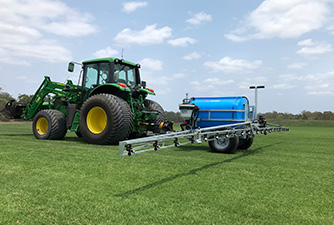Trailed Turf Sprayer on turf
