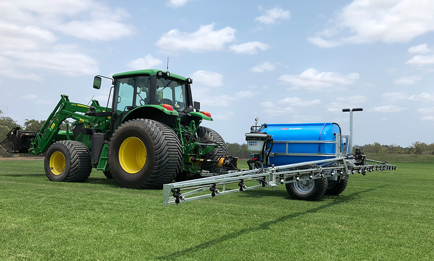 Trailed Turf Sprayer on turf