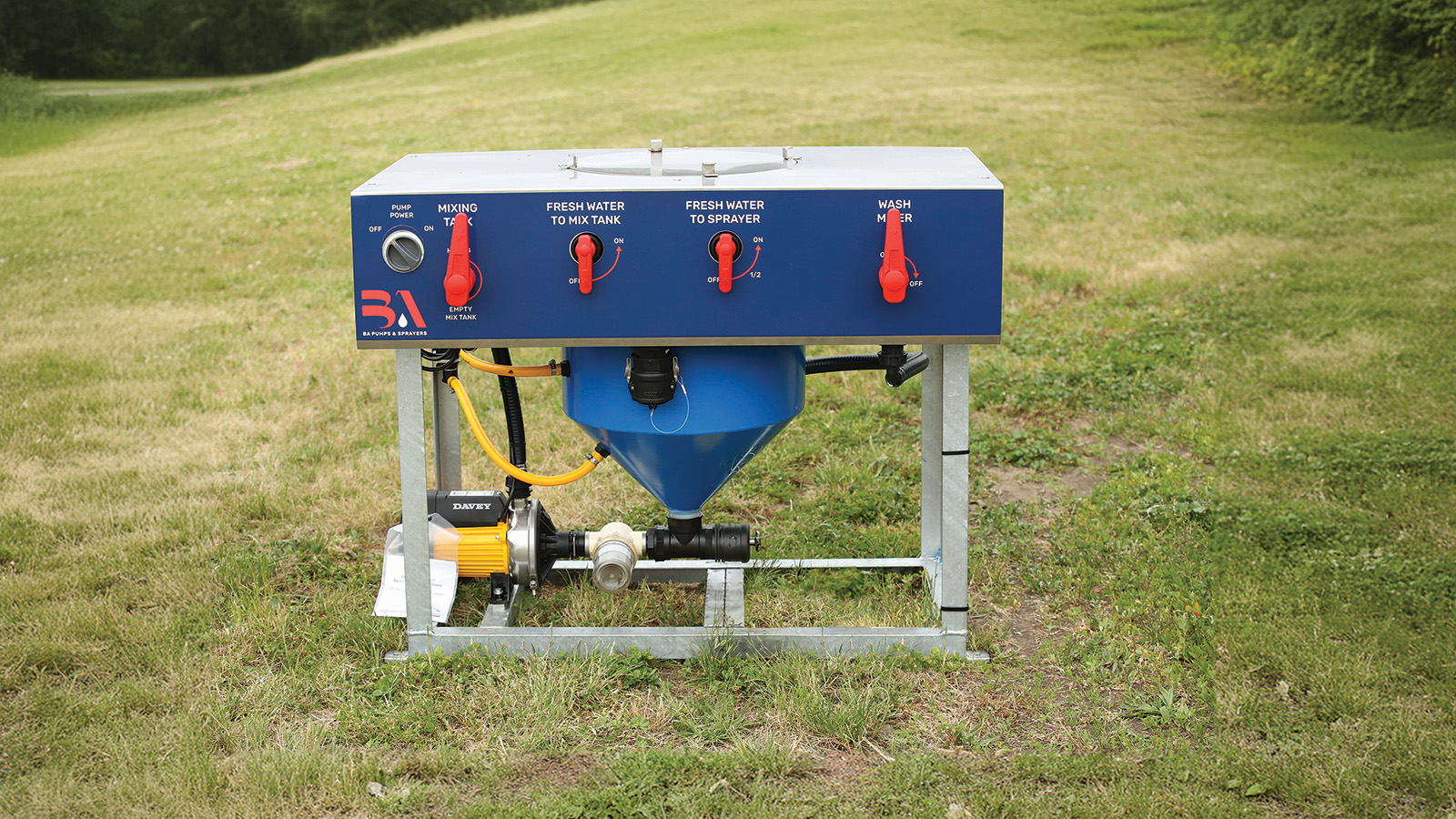 Mixing tank