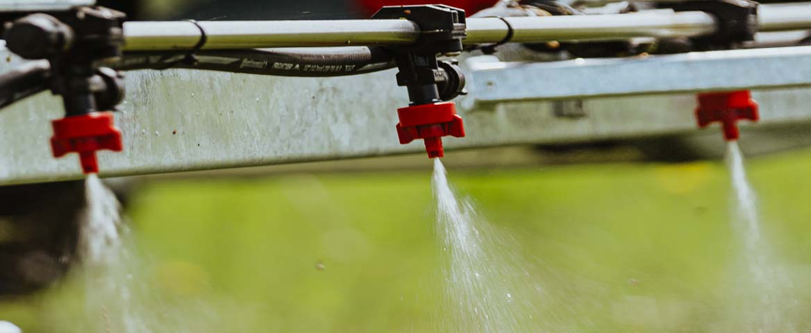 Nozzle spraying